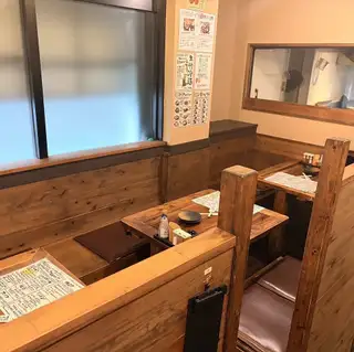 個室ございます♪4名様から6名様のご利用OK♪タイプはいろいろ★利用人数、シーンに合わせてご案内いたします※系列店の写真となります。