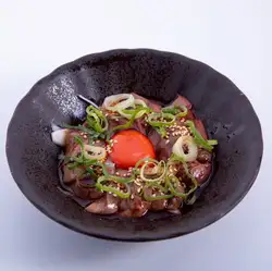 肝ユッケ