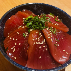 鉄火丼