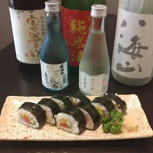 【当店おすすめ】職人が巻く贅沢な日替わり海鮮巻き！