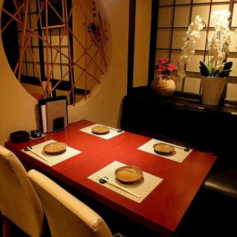 The table seats for 4 people can accommodate up to 16 people, depending on the number of people.The calm atmosphere where you can talk slowly is also suitable for girls-only gatherings ◎
