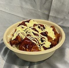 ピリ辛から揚げ丼