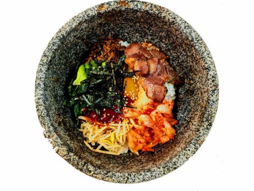 石焼ビビンバ