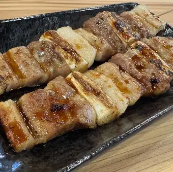 かみこみ豚 豚のねぎま串(1本)(塩・タレ)