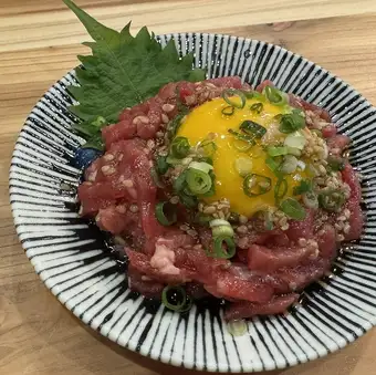 牛の生ユッケ