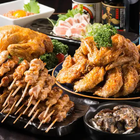 12/1～＜個室確約＞【年末宴コース4500円】名物手羽先唐揚げ等 8品＋飲み放題＜忘年会＞