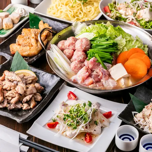 12月1日起至年底供应:【特选馒头套餐】包含火锅、烤鸡翅等10道菜+高级畅饮→7500日元