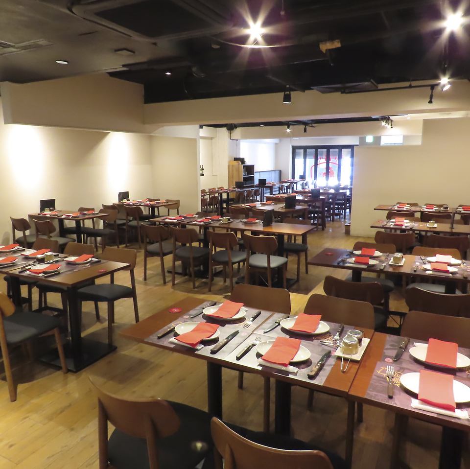 着席で70名様/立食で100名様までご利用可能！