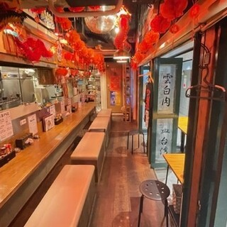 Inside the store, you can experience something a little different, as if you were participating in a festival in Taiwan.The ceiling is decorated with red lanterns, creating a gorgeous atmosphere♪ Why not enjoy authentic Taiwanese Chinese cuisine while feeling the festival atmosphere of Taiwan?