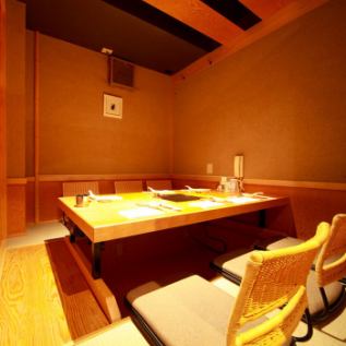 [Private room for 4 ~ 6 people] For use on special occasions such as entertainment, business scenes and face-to-face meetings.
