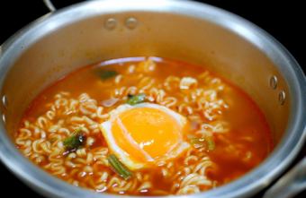 Spicy ramen