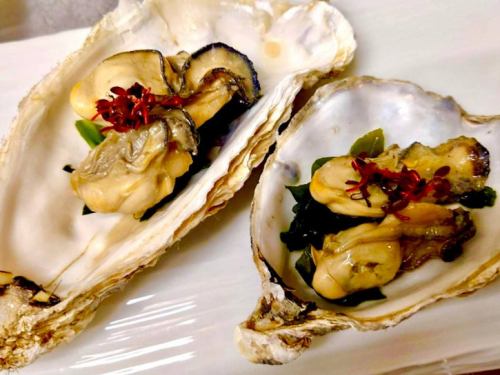 Oysters with Rishiri kelp broth