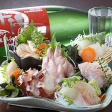 【北海道豪华套餐】8道菜+2小时无限畅饮5,300日元（含税）