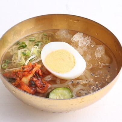 名物！こだわりの一口冷麺