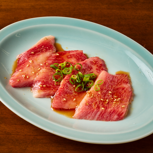 【限定品】大阪焼肉・ホルモン　ふたご　クッション 限定品】大阪焼肉・ホルモン ふたご クッション