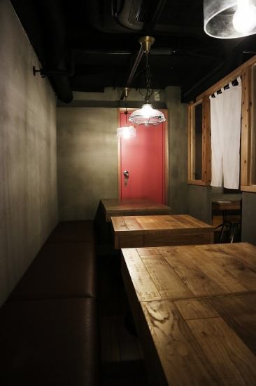 個室も完備、最大１０名様ゆったり利用可能！