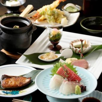 ◆ 轻松娱乐。椿套餐（共8道菜）5,000日元（含税5,500日元）
