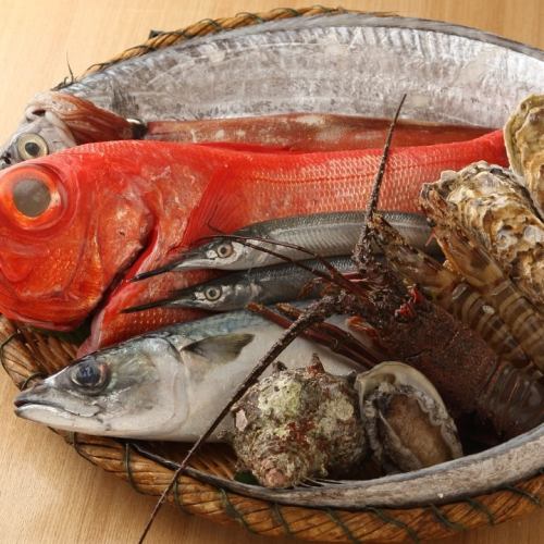 ◆ 다 치카와 인기 고급 생선 도매상의 첫 요리 예술 ◆ 접대 나 기념일에 ♪