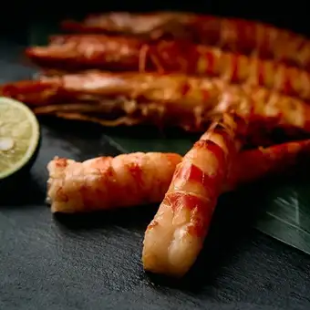 【3時間飲み放題付】朝獲れ鮮魚や有頭大海老の岩塩焼×大山鶏など全8品『朝焼け』4830円⇒4000円