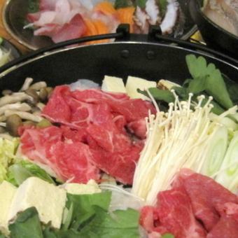 Course meals start from 4,400 yen (tax included) with 120 minutes of all-you-can-drink included.