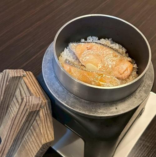 シャケバター釜めし