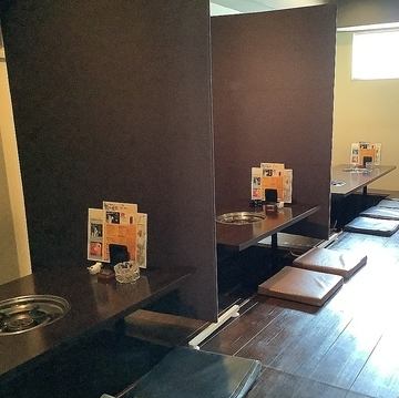 半個室の仕切りのあるお席を最大30名様の席でご用意が可能！