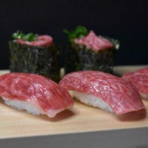 極上あぶり寿司 三貫