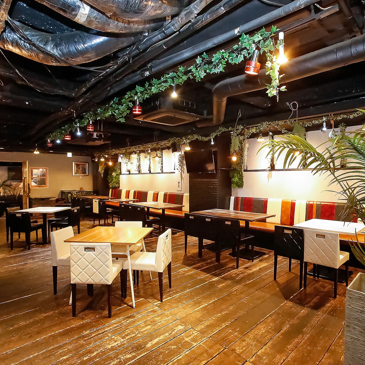 [Very large, one-floor space] Private reservations for over 100 people are possible. Courses start from 3,980 yen.