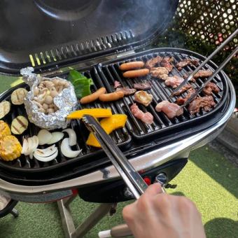 【2H飲放付◆スタンダードBBQ】コスパ最強の手ぶらバーベキュー♪牛・豚・鳥などお肉7種が勢揃い