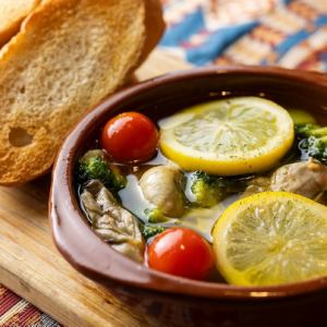 Oyster and lemon ajillo ~served with baguette~