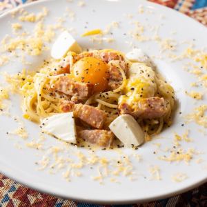 Extra-rich carbonara