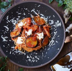 Eggplant and mozzarella tomato pasta