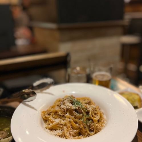 Bolognese from a wine shop