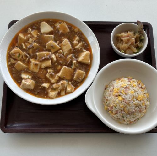 王さんの麻婆豆腐セット