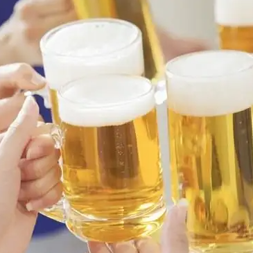 駅前ビルの屋上テラスで★