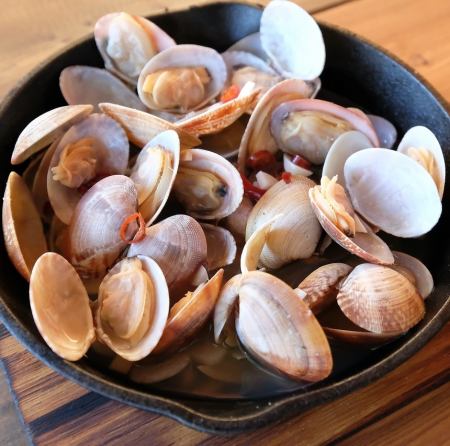 アサリの白ワイン蒸し