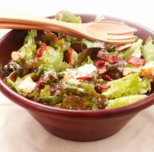 All-you-can-eat fresh salad