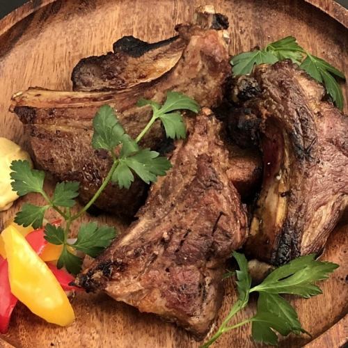 Specialty! Charcoal-grilled spare ribs