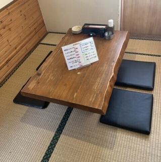 お仕事帰りの飲み会や、気の置けない仲間との食事に最適な個室席を完備しています！気兼ねなくお話しできるプライベートな空間で、日頃の疲れを癒してください◎2名様から最大5名様までご利用可能です★大切な方との時間を、ゆったりとお過ごしいただけます！