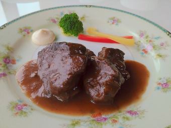 [WAGYU Series≪1≫] Kuroge Wagyu Beef Stew Course 8 dishes total 6,500 yen (tax included)