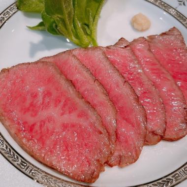 [Our popular dish] Kuroge Wagyu roast beef 1,980 yen |