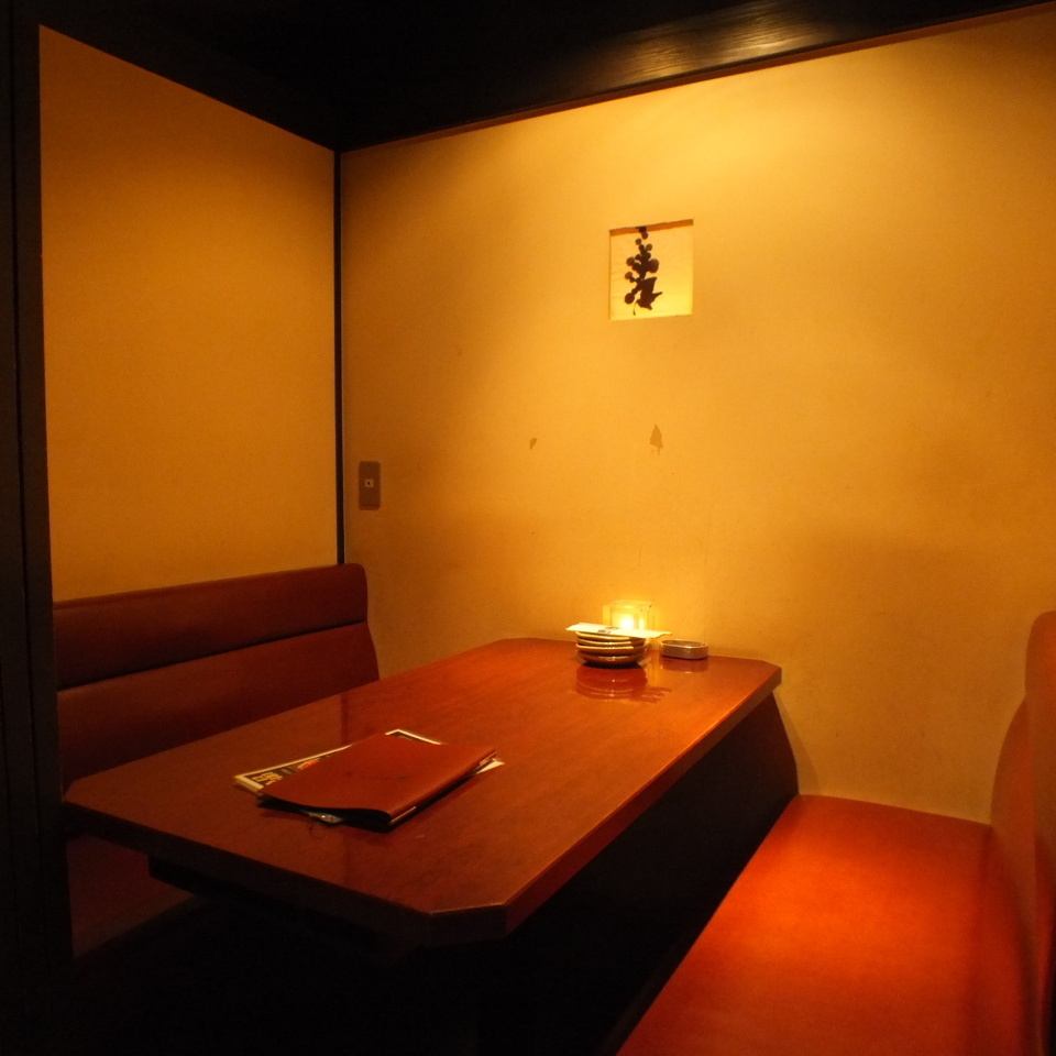 Recommended for dates ☆ Okomori couples have a sofa seat next to them in a private room ♪