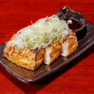 Charcoal-grilled homemade deep-fried tofu