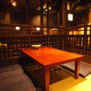 A semi-private tatami room where you can enjoy a Japanese atmosphere.Recommended for small groups.It is ideal for meals on the way home from work or after shopping.Enjoy your meal in a calm space.
