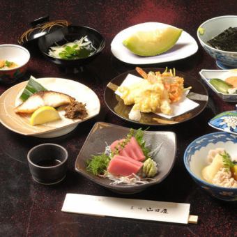 [Spring Chef's Choice Kaiseki Course] 8 dishes including sashimi platter, grilled fish, and fried food. 12,500 yen. Available until May 23rd.