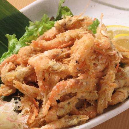Deep-fried river shrimp crispy