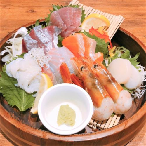 Fresh seafood from Sakaiminato ♪