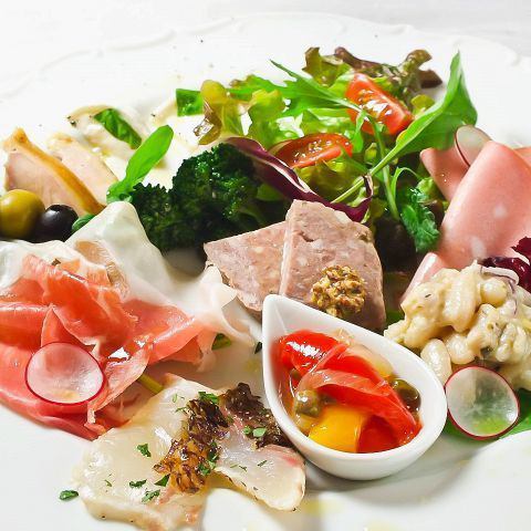 豪華！イタリア前菜盛り合わせ※一人の料金です