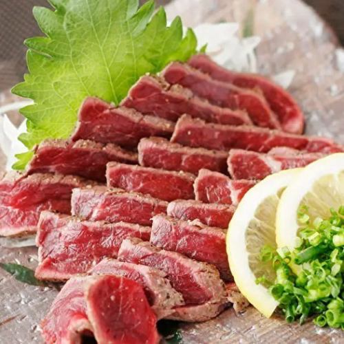 Tosa-style horse meat sashimi