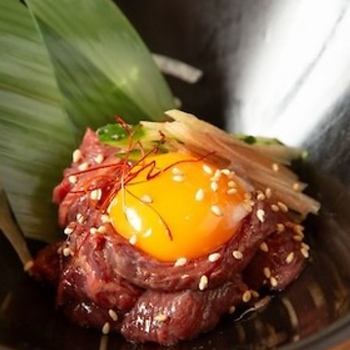 和牛ユッケ